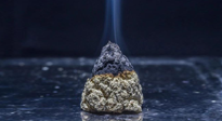 【艾草知識(shí)】灸完的艾灰千萬(wàn)別扔，它還有這些神奇功效！